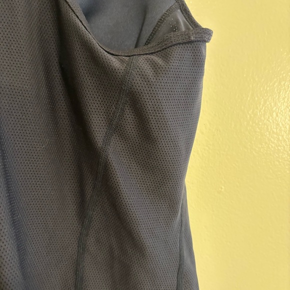 Nike Dri-Fit Black Tank Top - Picture 9 of 9